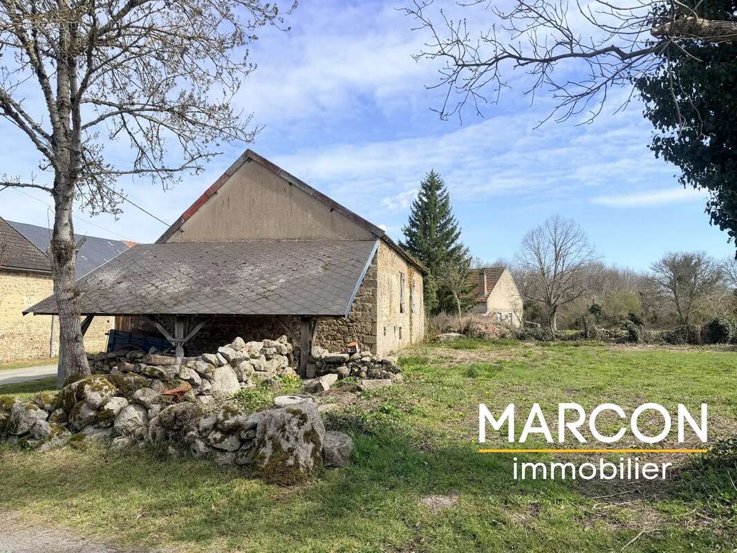 Maison à SAINTE-FEYRE