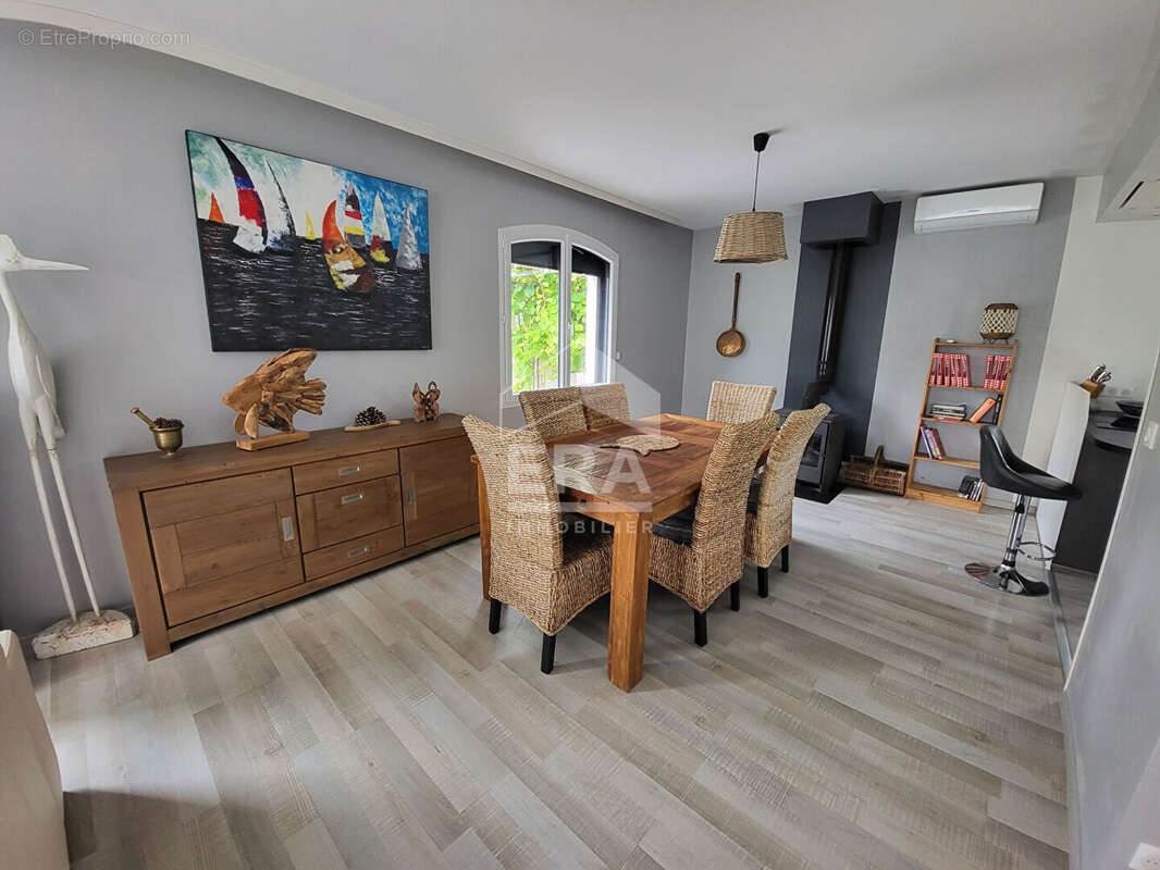 Maison à MESCHERS-SUR-GIRONDE
