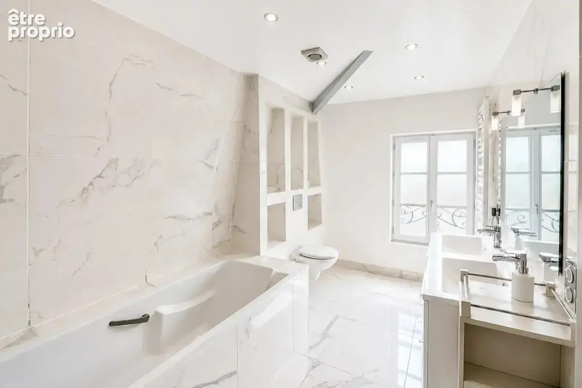 Maison de 7 pièces de 130 m² à Enghien-les-Bains - photo 25