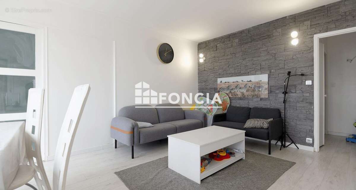 Appartement à RIS-ORANGIS