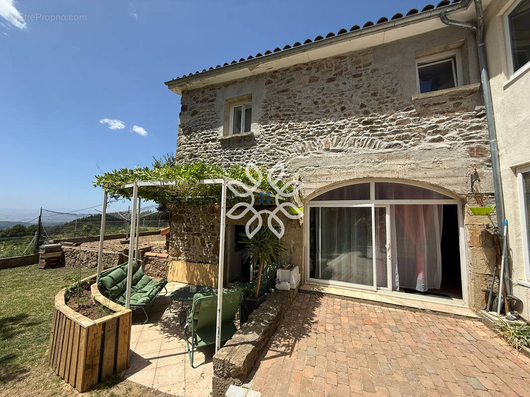 Maison à CHASSIGNOLLES