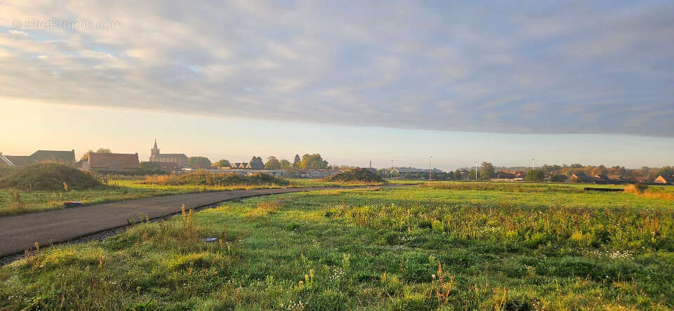 Terrain 476 m² à Louvignies-Quesnoy  - photo 2