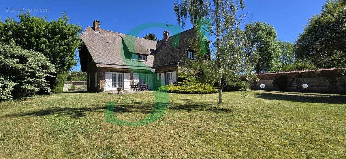 Maison à MARINES