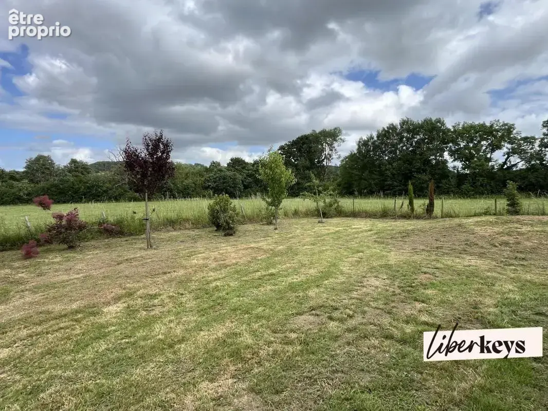 Au cœur du Perche – Maison familiale de 208 m² avec pièce de vie de 79 m², sous-sol total et dépendance - photo 16