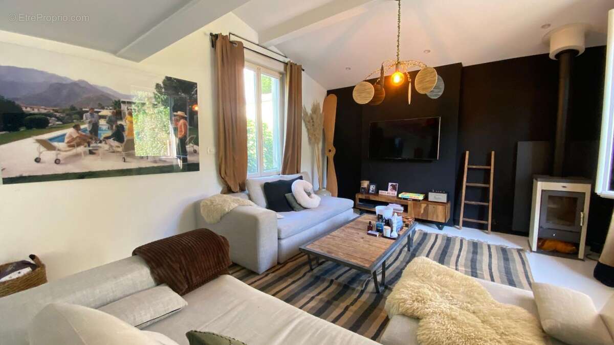 Maison à SATHONAY-VILLAGE