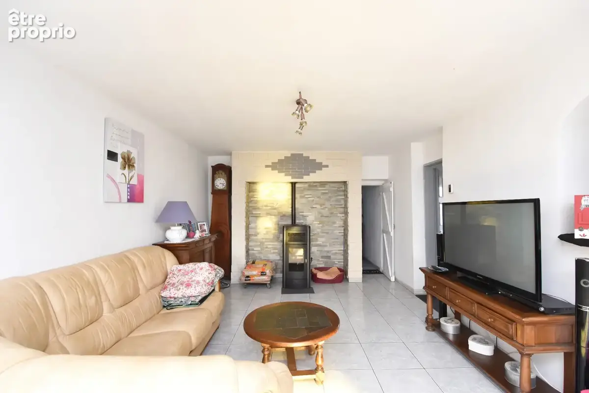 Maison 133 m² à Yzeux  - photo 4
