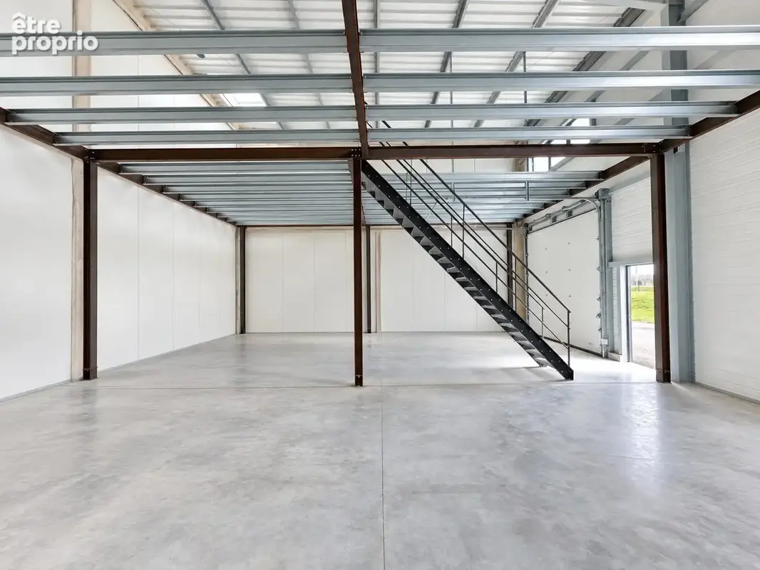 Commerce 125 m² à vendre à Salleboeuf (33370) - photo 3