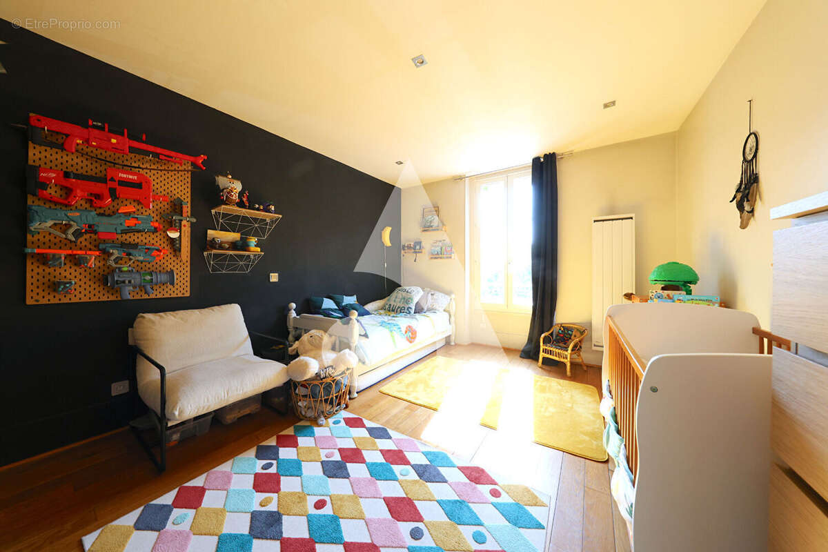 Appartement à CORBEIL-ESSONNES