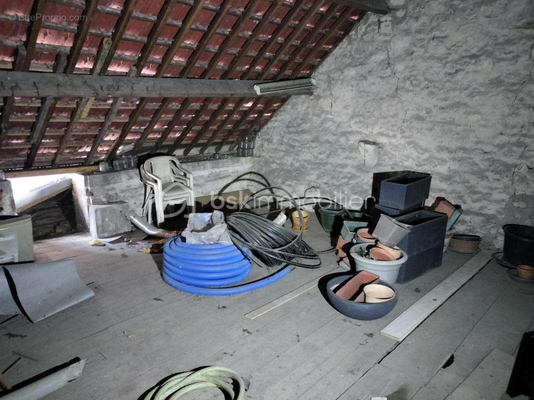 Maison à MONTATAIRE