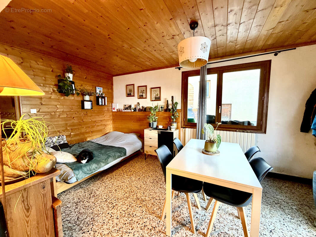 Appartement à ALBIEZ-MONTROND