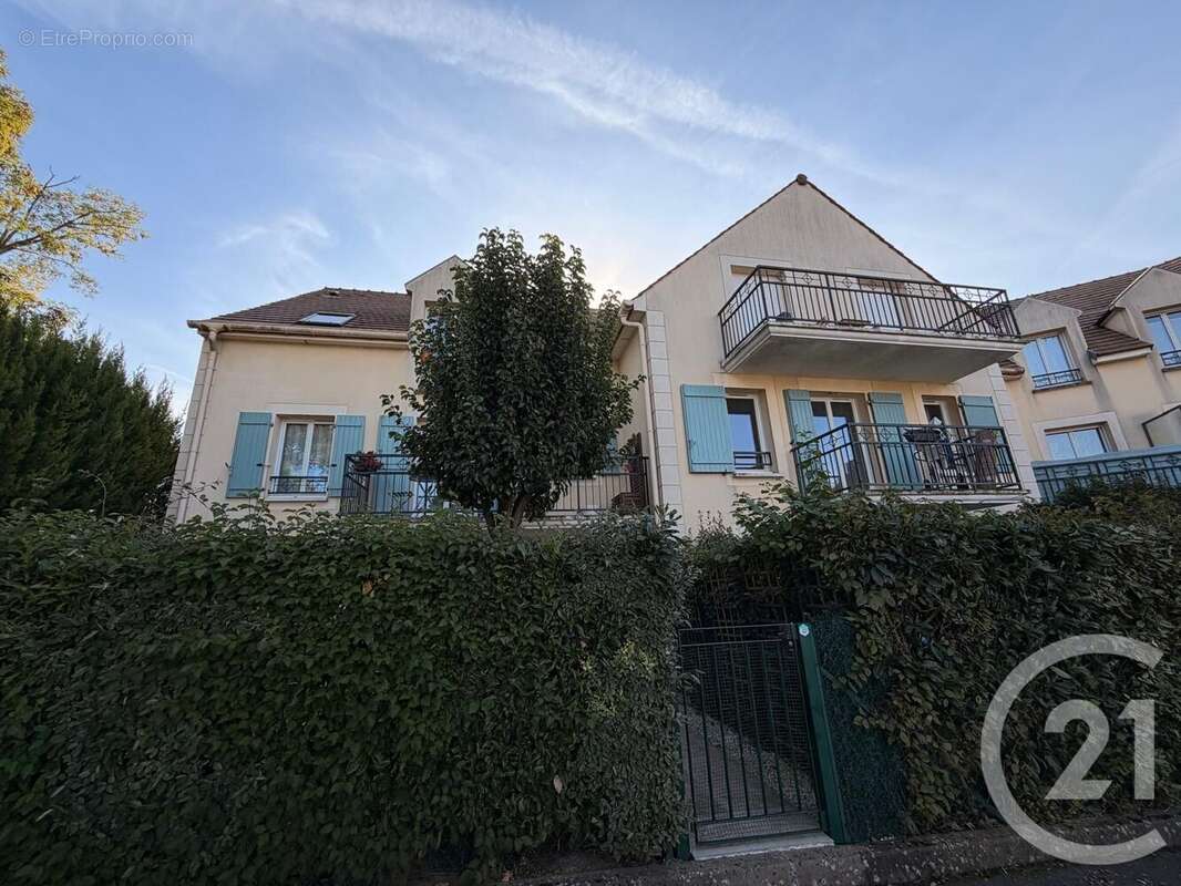 Appartement à MESSY