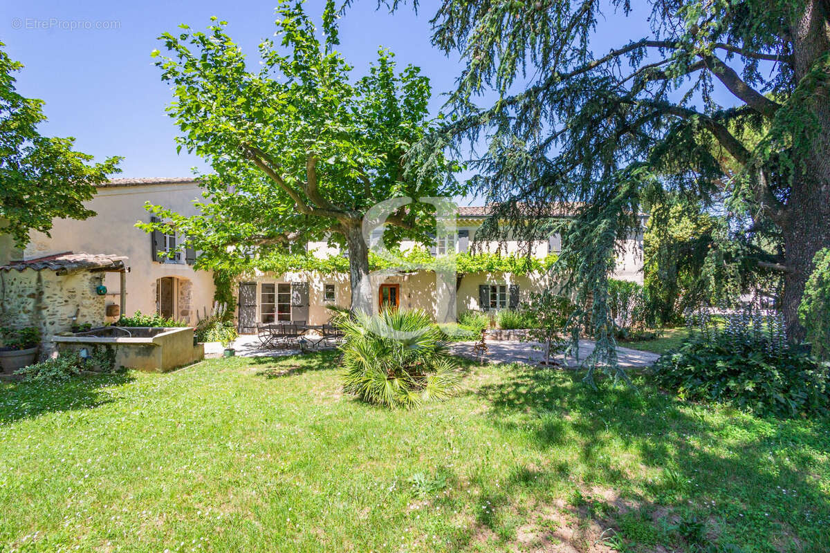 Maison à MONTBOUCHER-SUR-JABRON