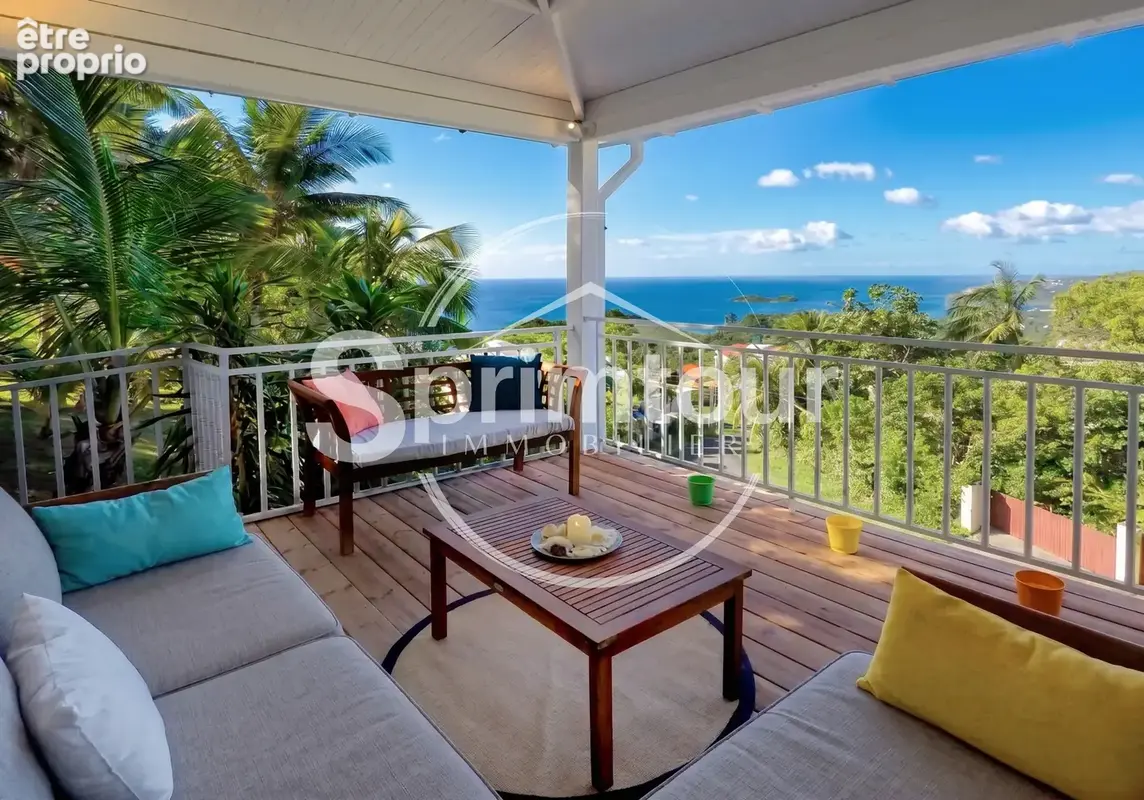 Photo Maison à Bouillante au prix de 350 000€