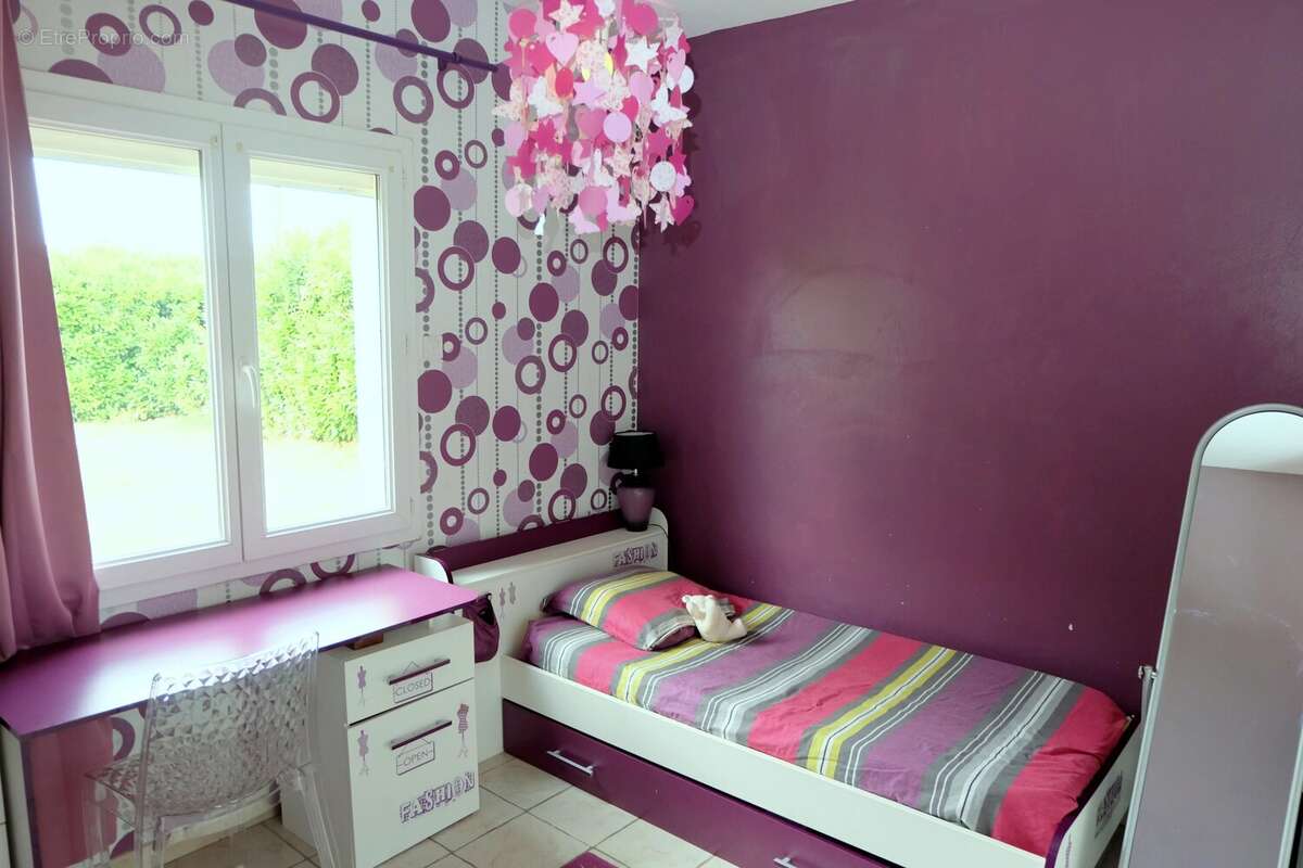 Village Bord de riviere  - Maison plein pied familial avec quatre chambres - photo 10