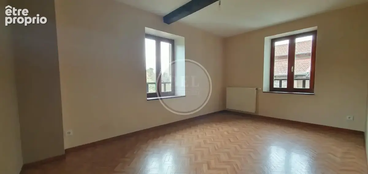 Maison 4 pièces 89 m² à vendre à Saint-Genis-L'argentiere (69610) - photo 6