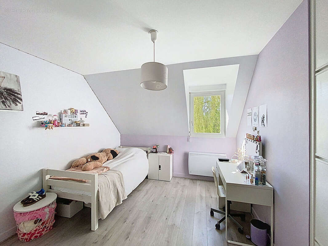 Maison à FEUCHEROLLES