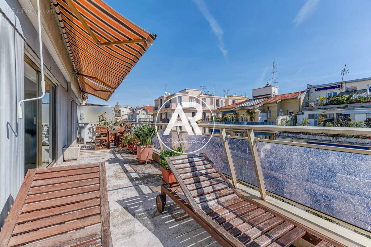 Appartement à NICE