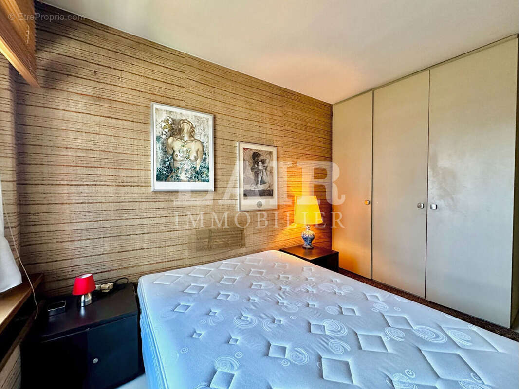 Appartement 85m² à vendre à Paris, 15e arr. quartier Beaugrenelle - Ref 13921 - photo 9