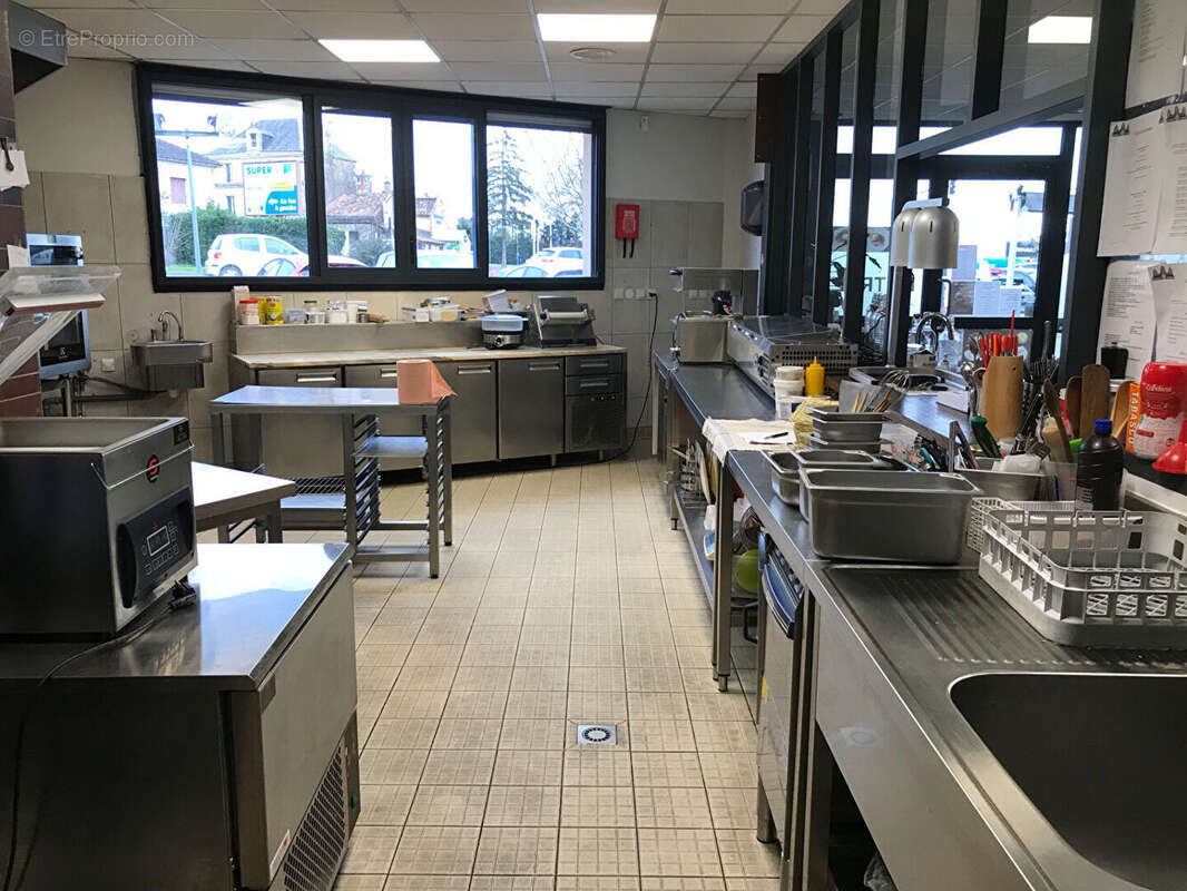 Commerce à POITIERS