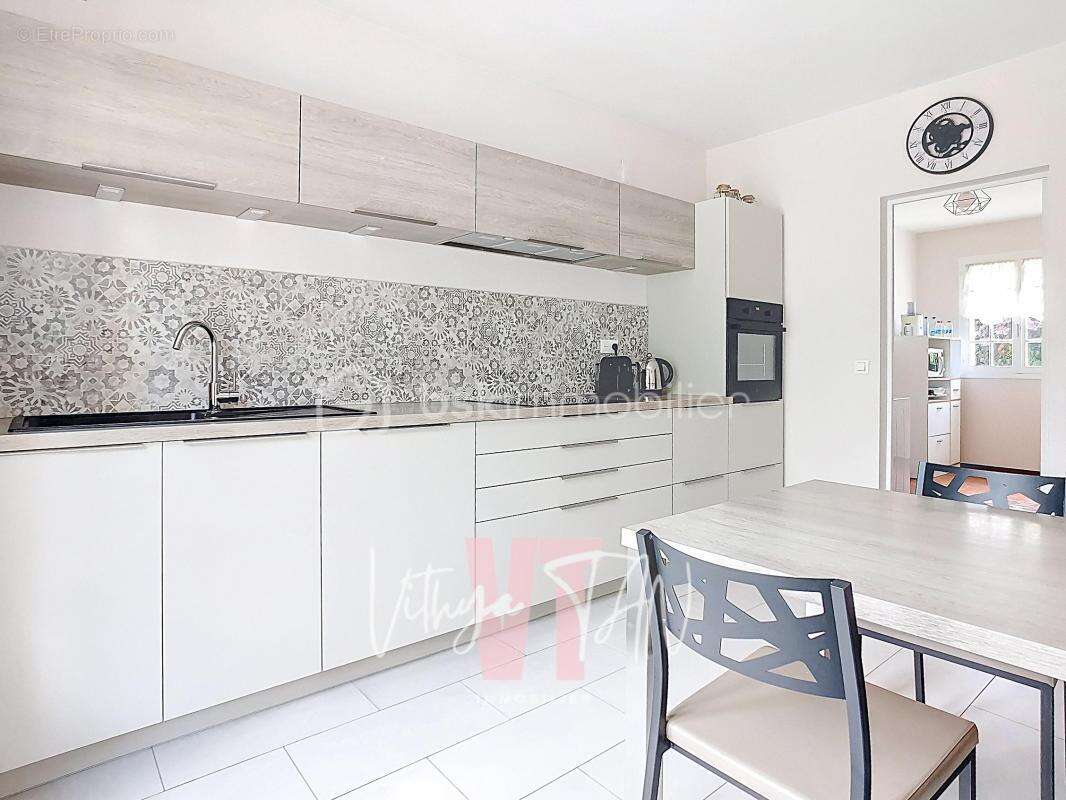 Maison à PONTAULT-COMBAULT