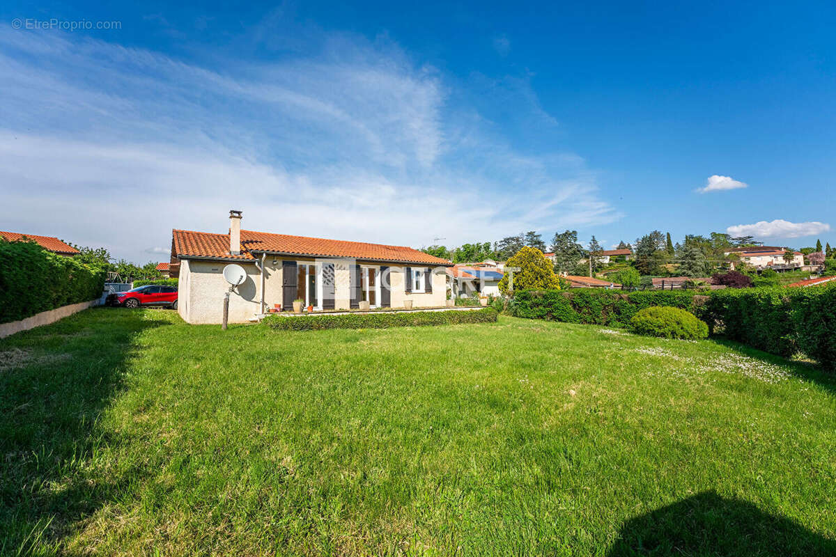 Maison à BULLY