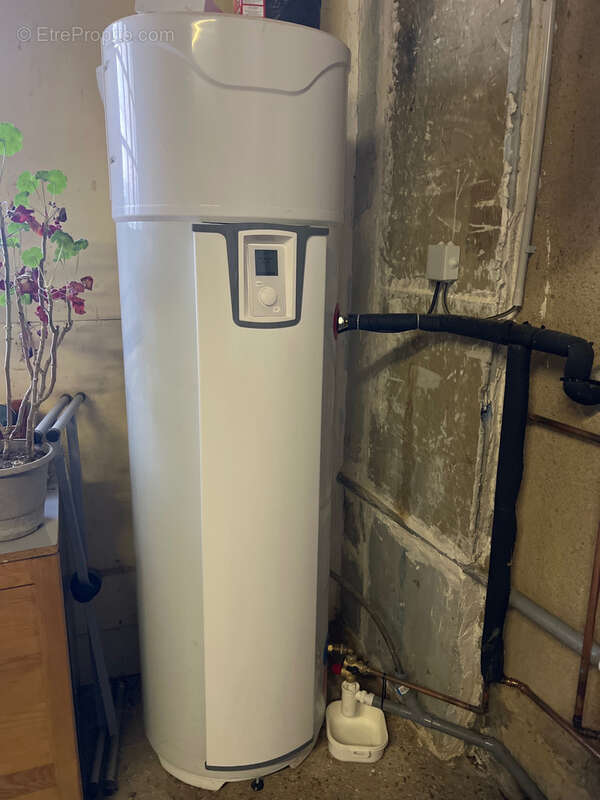 Maison à SAINT-ROMAIN-DE-LERPS