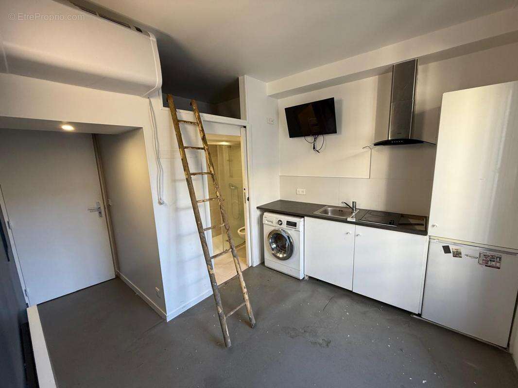 Appartement à PARIS-19E