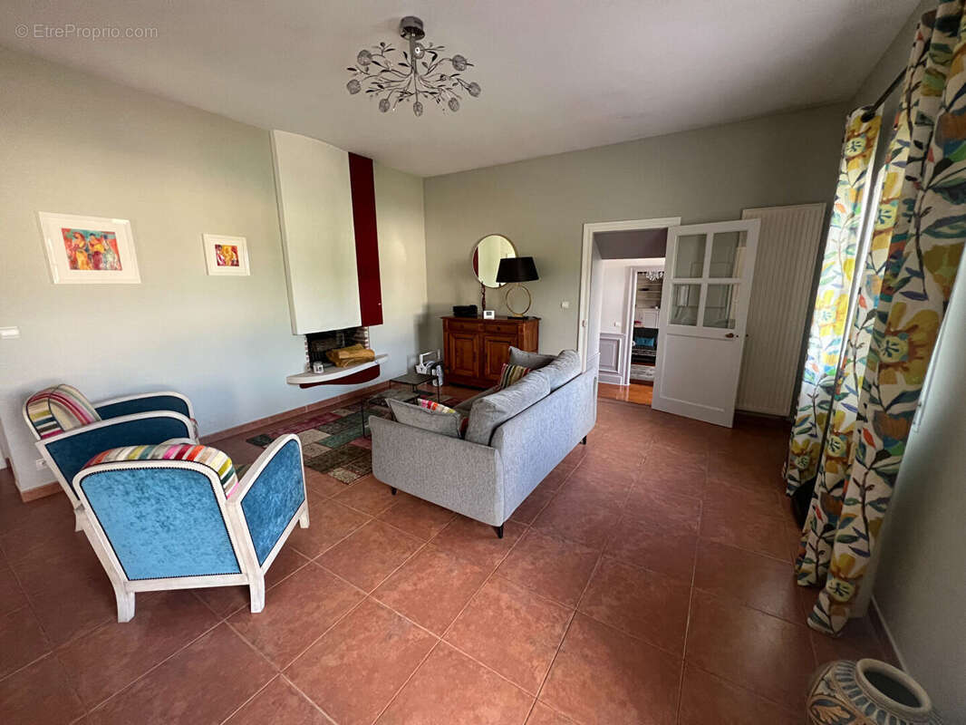 Maison à GRATENTOUR