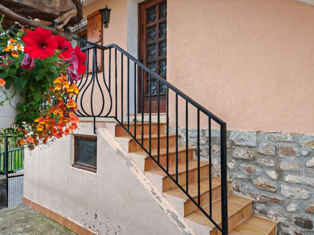 Maison à SAINT-ANTONIN