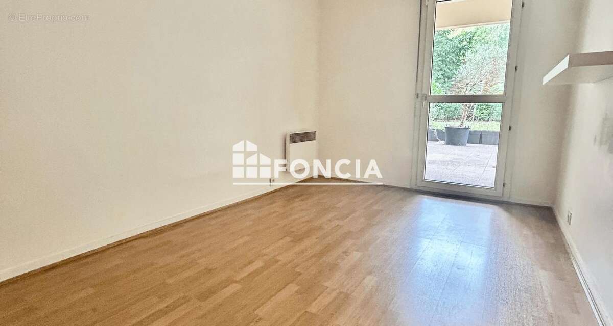 Appartement à LEVALLOIS-PERRET