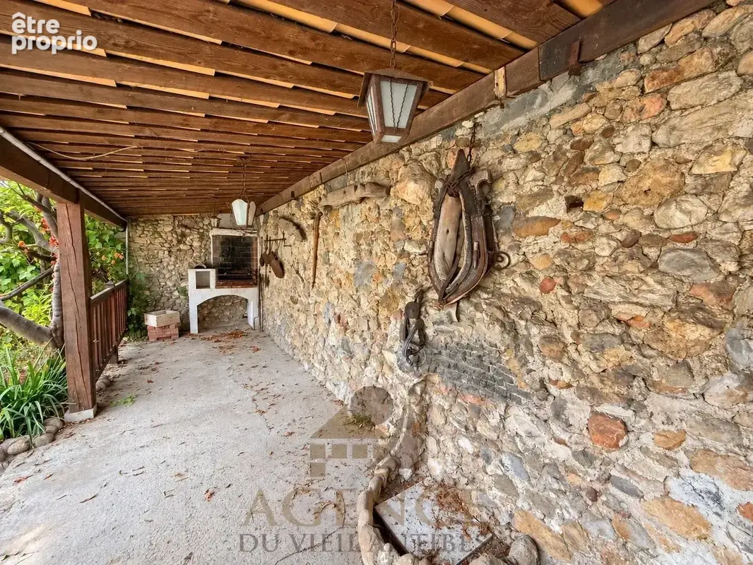 Antibes Suquette Maison avec terrain 2100m2– Authentique propriété en pierre – Environnement privilégié – Fort potentiel – Pisci - photo 20