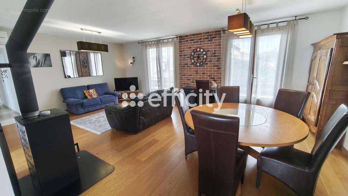 Maison à CUXAC-D'AUDE