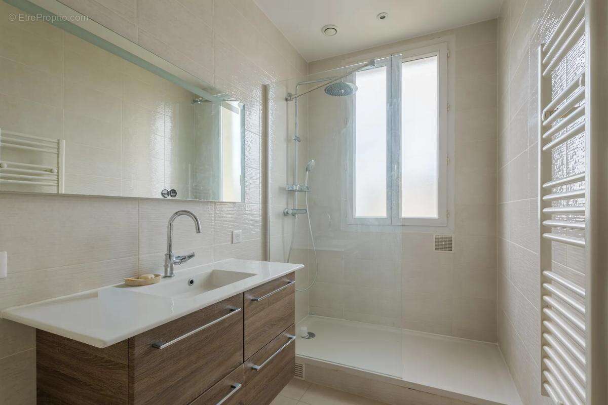 Appartement à LE RAINCY