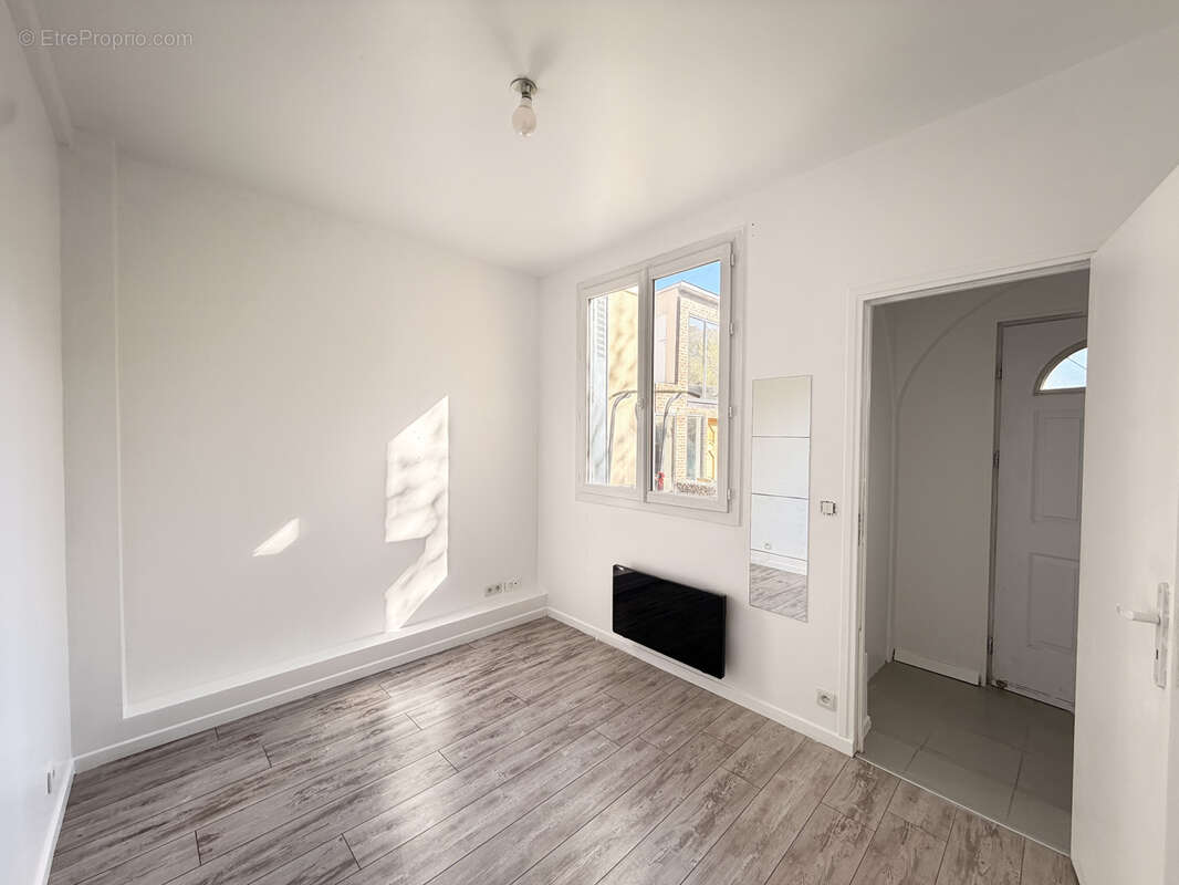 Appartement à SAINT-MAUR-DES-FOSSES