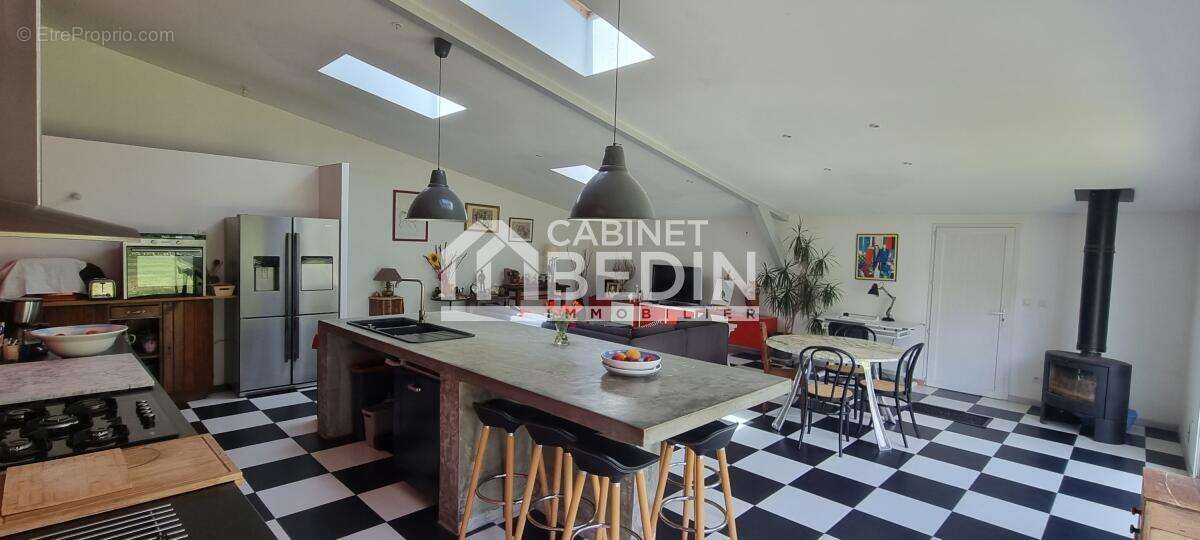 Maison à SAINT-ANDRE-DE-CUBZAC