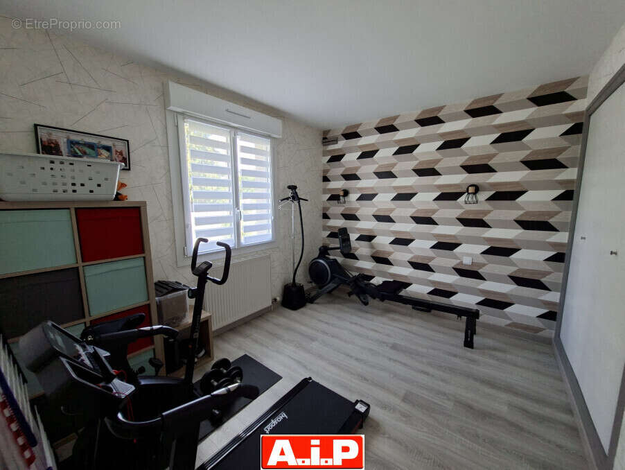 Maison à SAINT-MESMIN