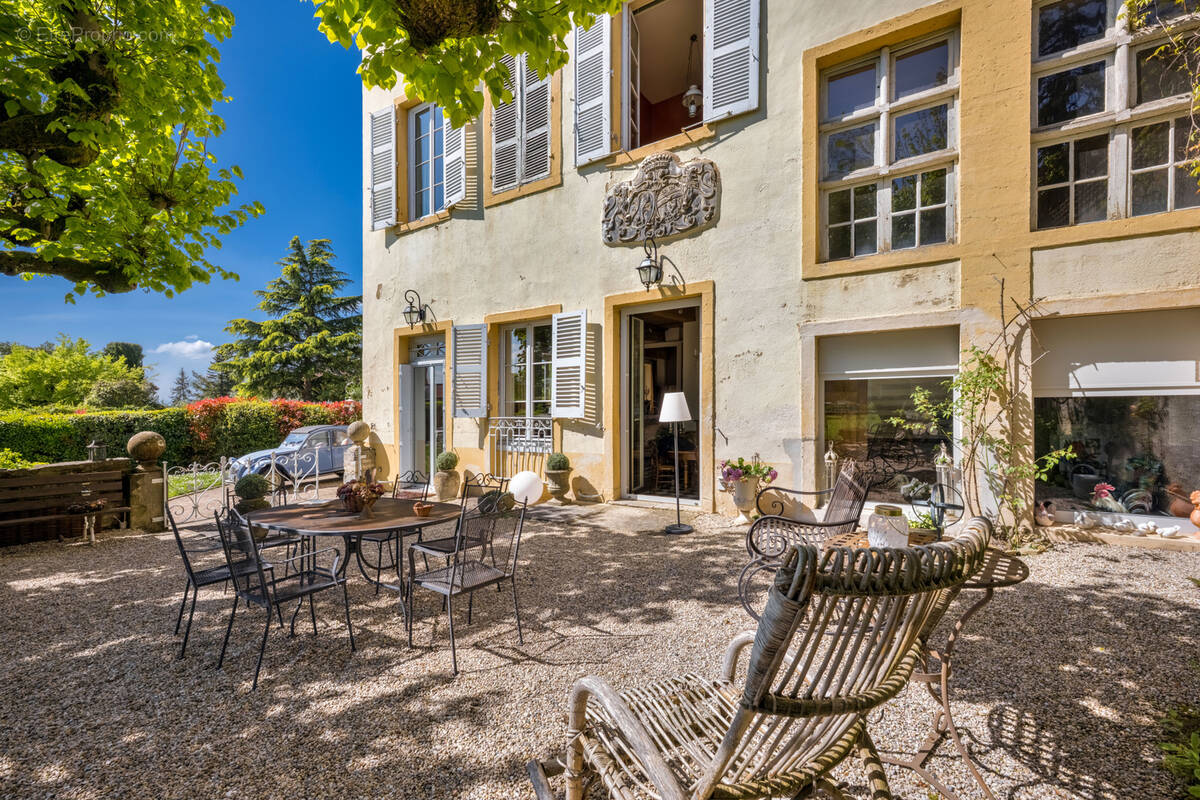Maison à SAINT-DIDIER-AU-MONT-D'OR