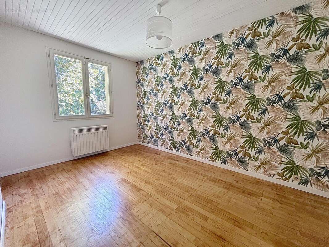 Maison 127 m² à Villeneuve-La-Comptal  - photo 7