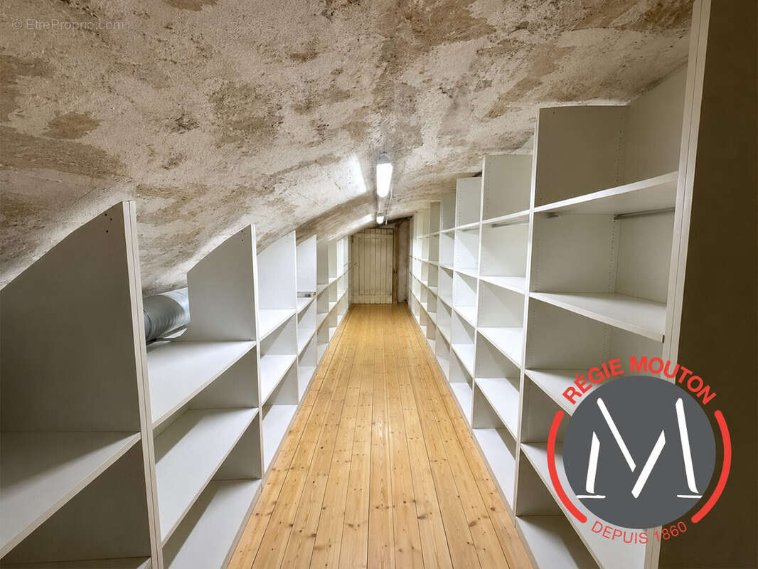 Appartement 37 m² à Sainte-Foy-Les-Lyon  - photo 4