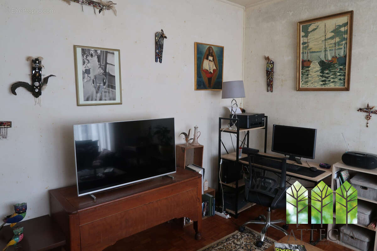 Maison 85 m² à Chambon-Sainte-Croix  - photo 8