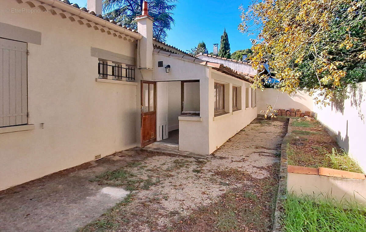Maison à VILLENEUVE-LES-AVIGNON