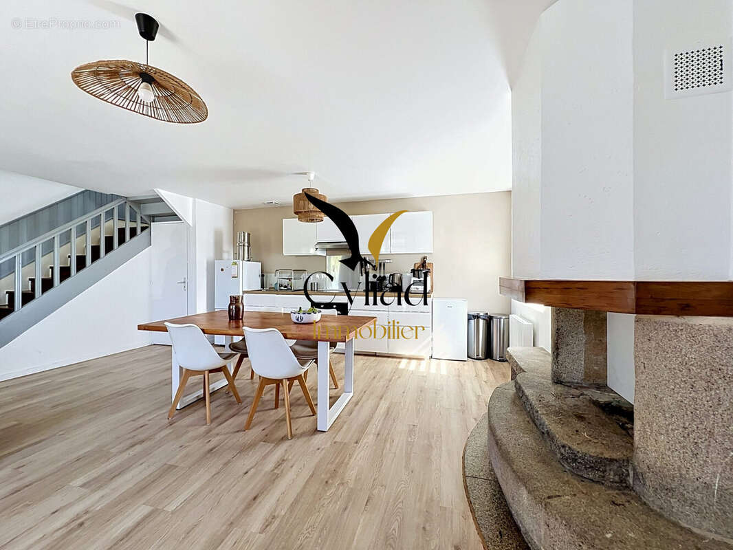 Maison 71 m² à Saint-Meloir-Des-Ondes  - photo 6