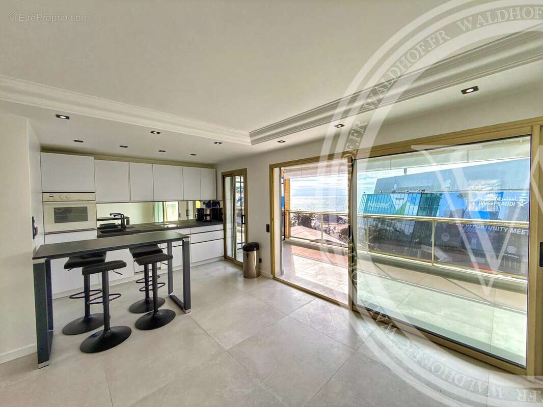 Appartement à CANNES