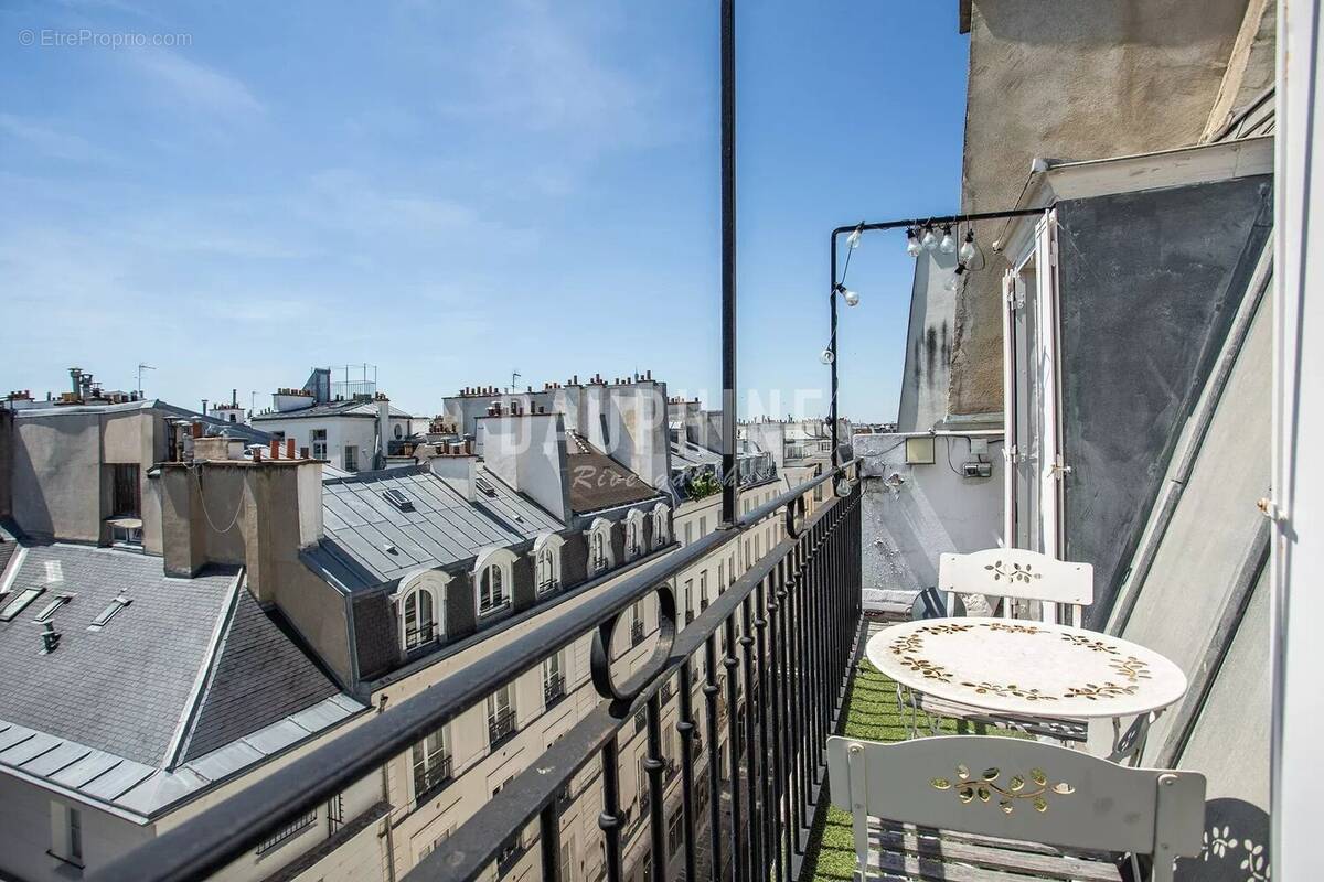 Appartement à PARIS-7E