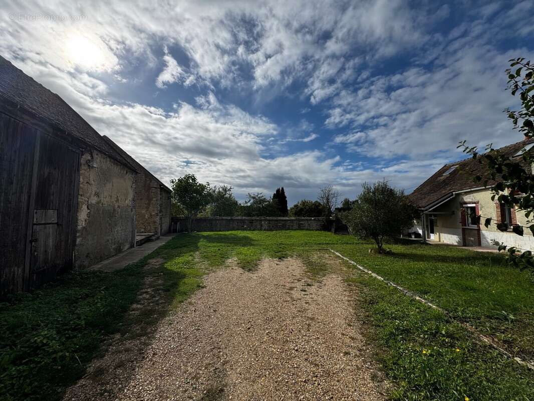 Maison à NOISY-RUDIGNON