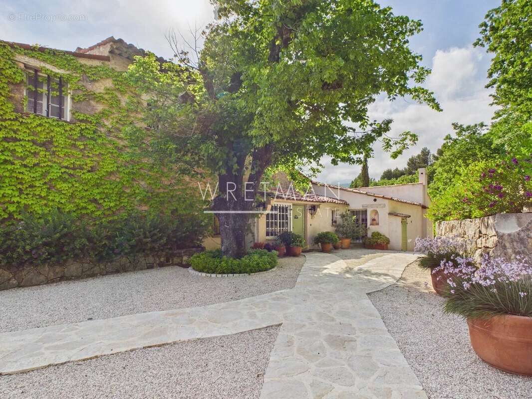 Charmante bastide avec vue imprenable – Tourrettes-sur-Loup - photo 31