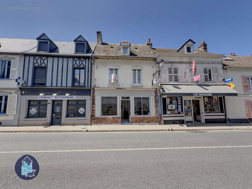 Immeuble à usage mixte - photo 11