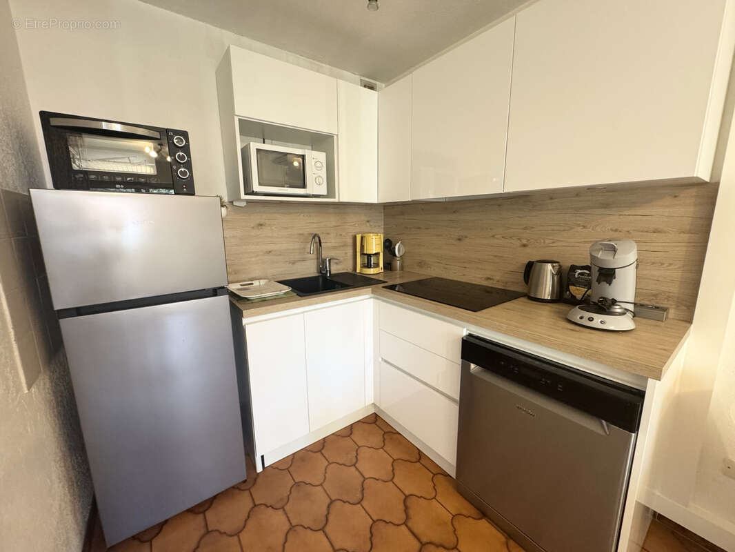 Appartement à BORMES-LES-MIMOSAS