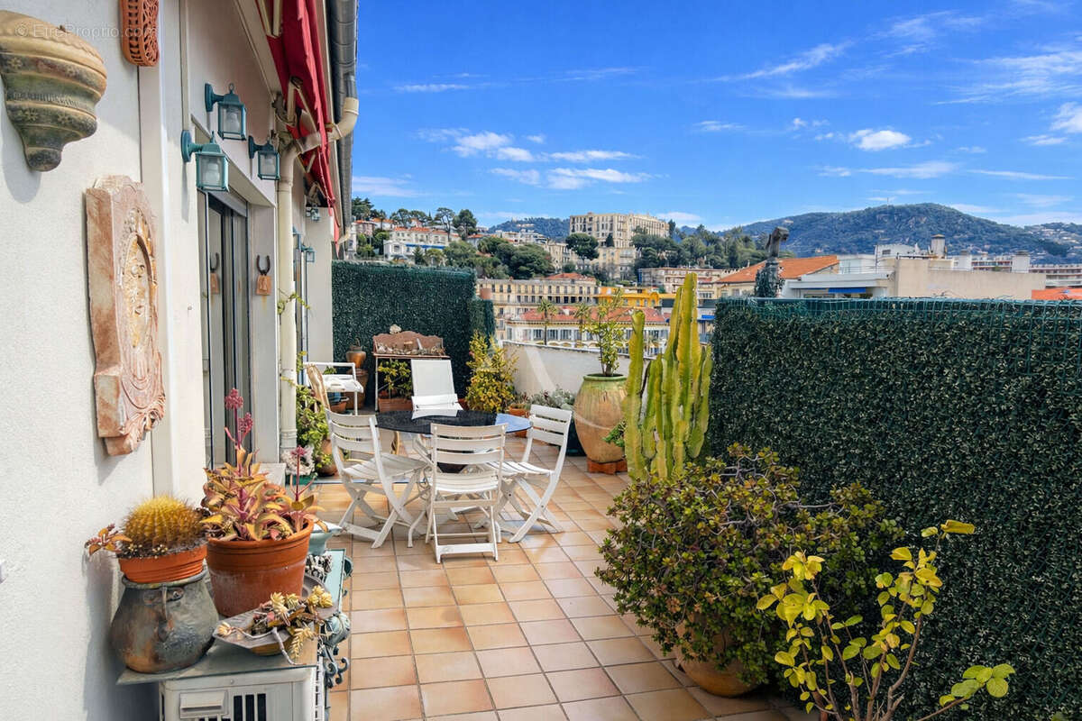 Appartement à NICE