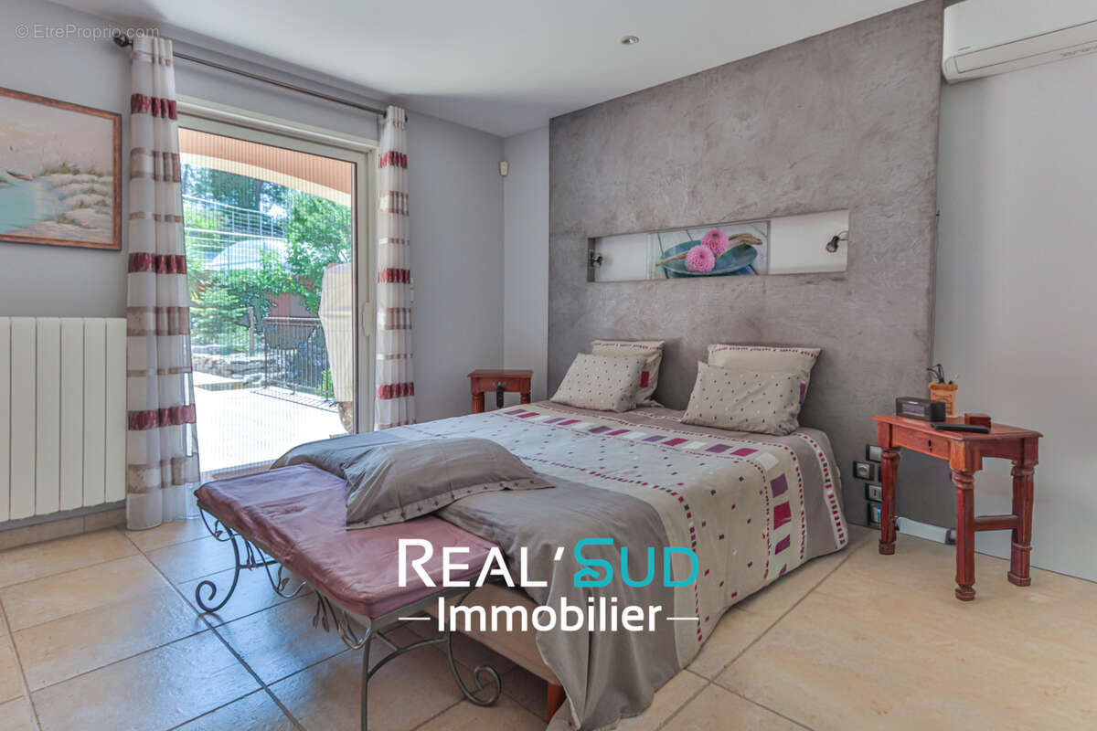 Maison à MARSEILLE-9E